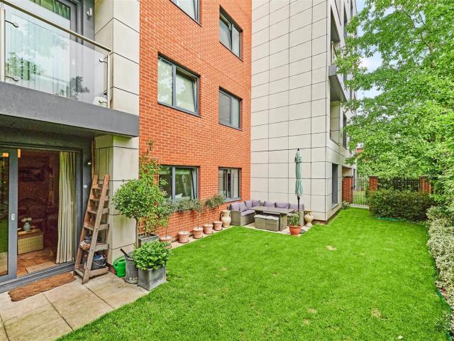Apartment for rent in Putney, Greater London
