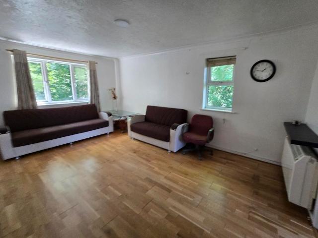 Apartment for rent in Watford Rural, Batchworth