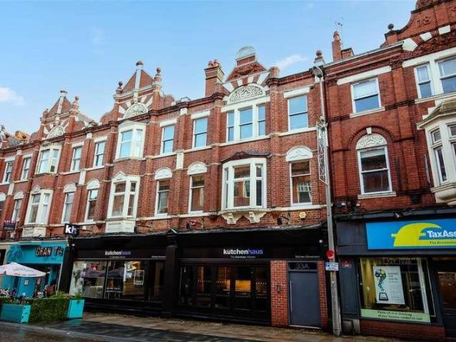 Apartment for rent in Altrincham, Hale