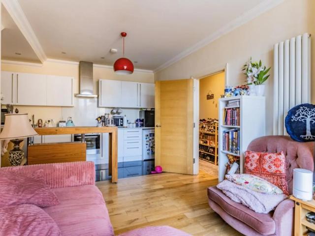 Apartment for rent in London Borough of Bromley, Greater London