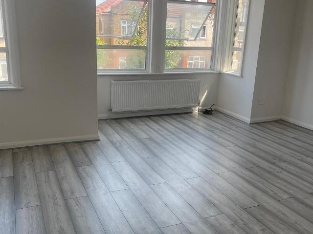 Apartment for rent in London Borough of Ealing, Greater London