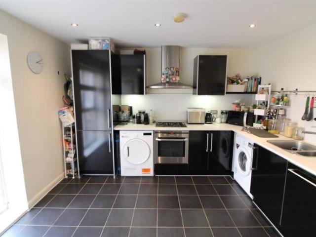 Apartment for rent in Dickens Heath, West Midlands
