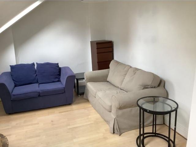 Apartment for rent in Furzedown, Greater London
