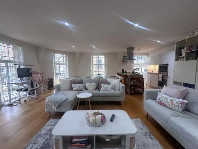 Apartment for rent in City Centre, Feckenham
