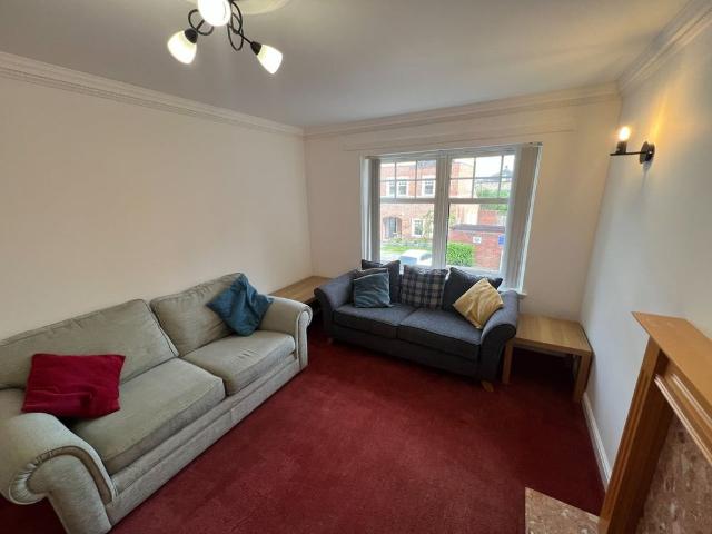 Apartment for rent in Mayfield, Newington