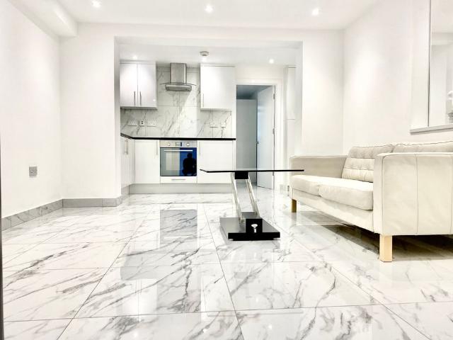 Apartment for rent in Westminster, Victoria
