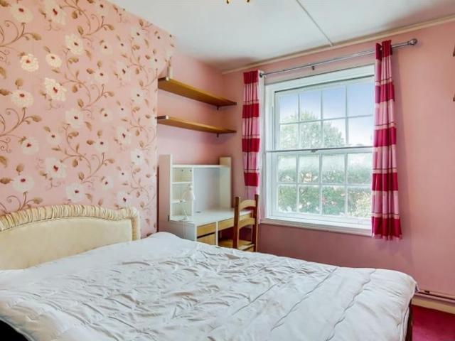 House for rent in Chalk Farm, Greater London