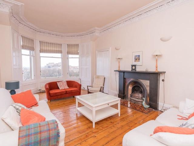 Apartment for rent in Mayfield, Newington