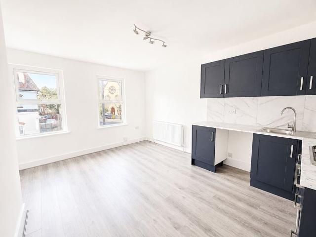 Apartment for rent in London Borough of Croydon, Greater London