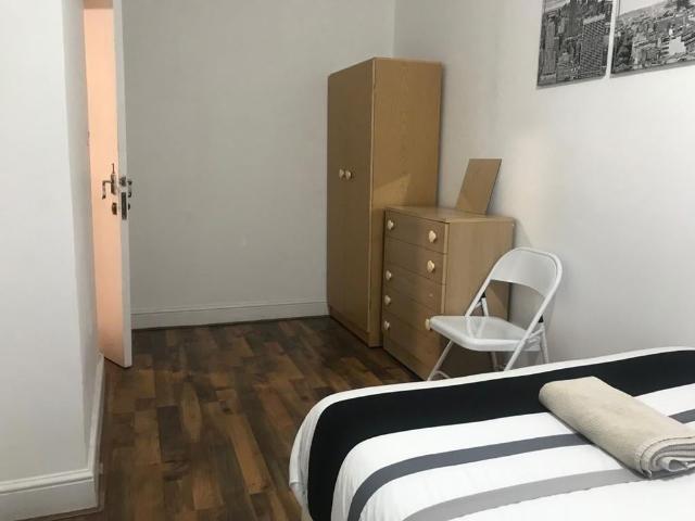 Apartment for rent in Gants Hill, Greater London