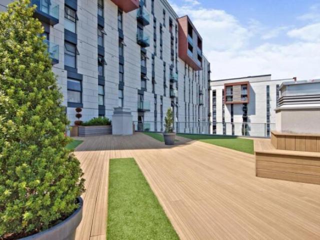 Flat for sale in Alton Barnes, Essex