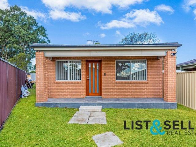 House for rent in Minto, Sydney