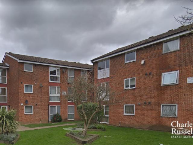 Apartment for rent in Preston, Greater London