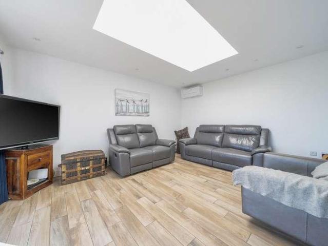 House for sale in Pamington, Gloucestershire