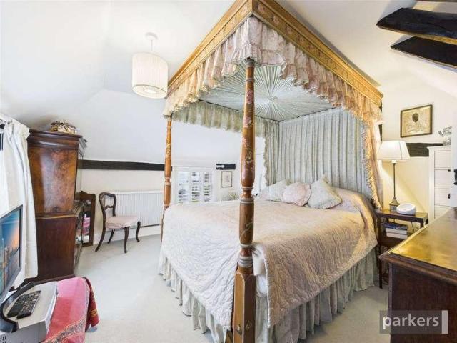 House for sale in Shurlock Row, Waltham St Lawrence