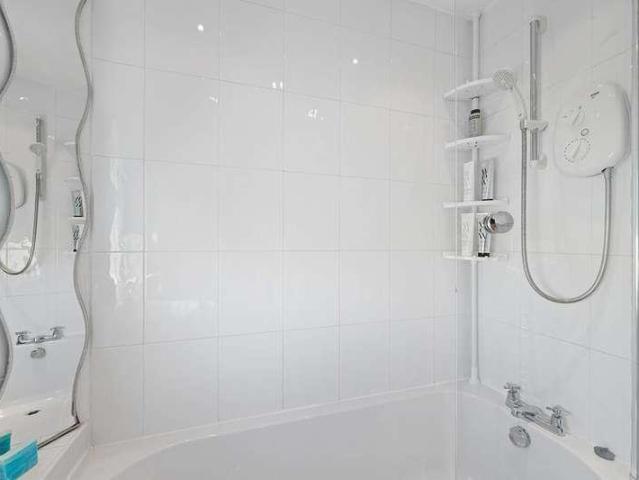 House for sale in Turnhouse, Scotland
