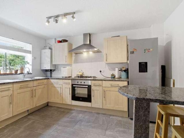 House for sale in Warndon, Worcestershire