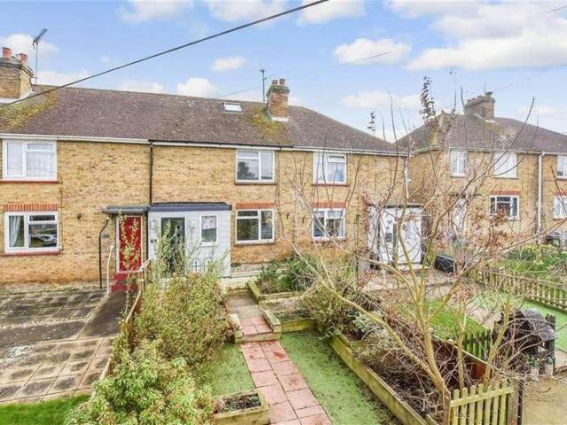 House for sale in Oad Street, Kent