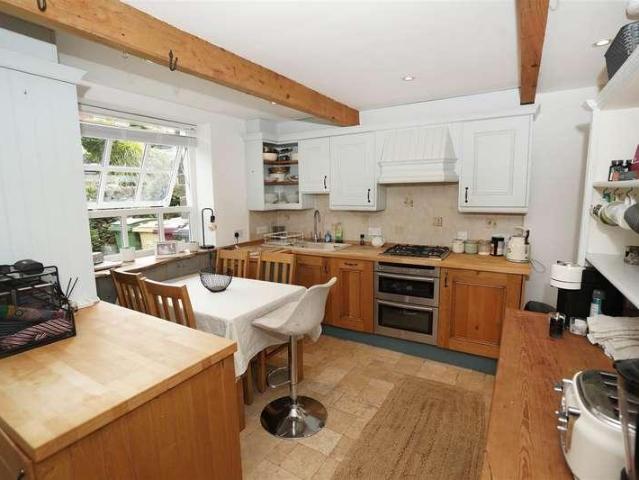 House for sale in Dimple, Lee Bank