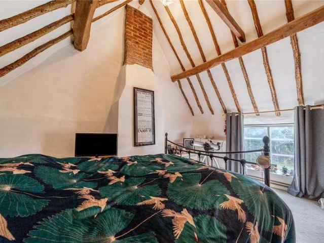 House for sale in Evershot, Oxfordshire