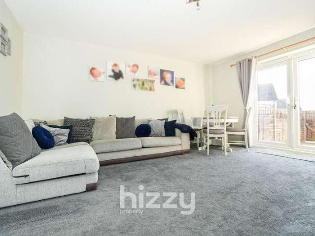 House for sale in Chelmondiston, Suffolk