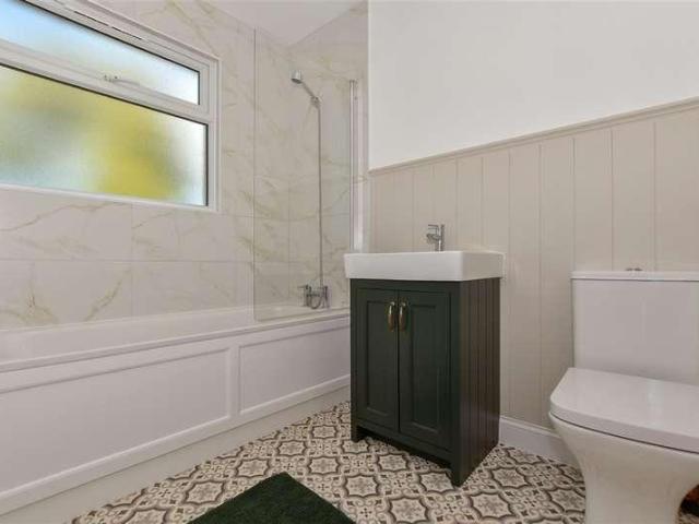 House for sale in Ringlestone, Midway