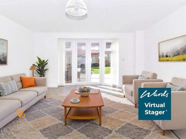 House for sale in Allington, Midway