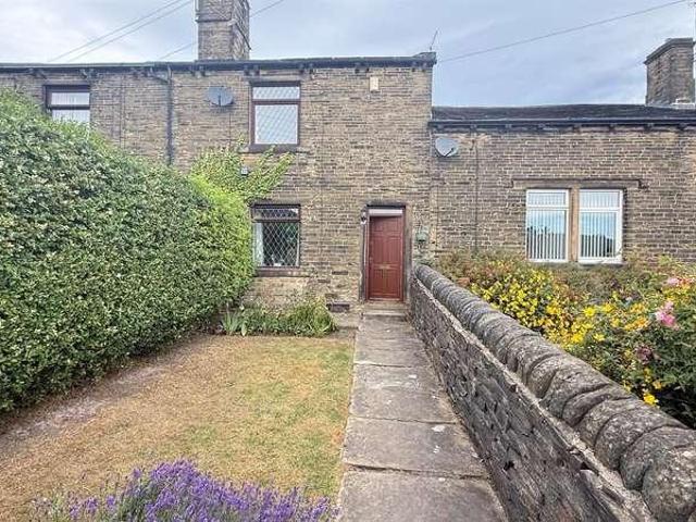 House for sale in Wrose, West Yorkshire