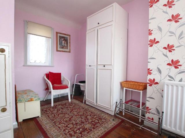 House for sale in Stanley Green, Poole