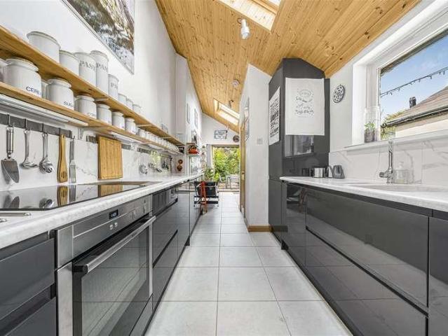 House for sale in Datchet