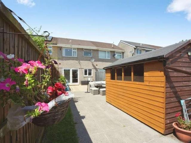 House for sale in Llantrisant, Beddau