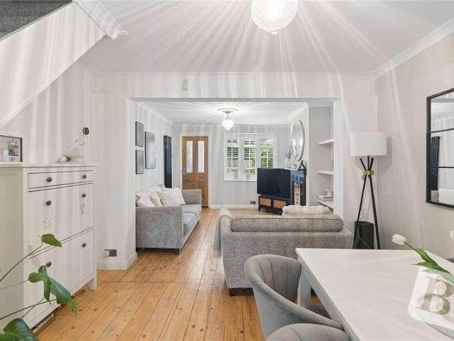 House for sale in Navestock Side, Essex