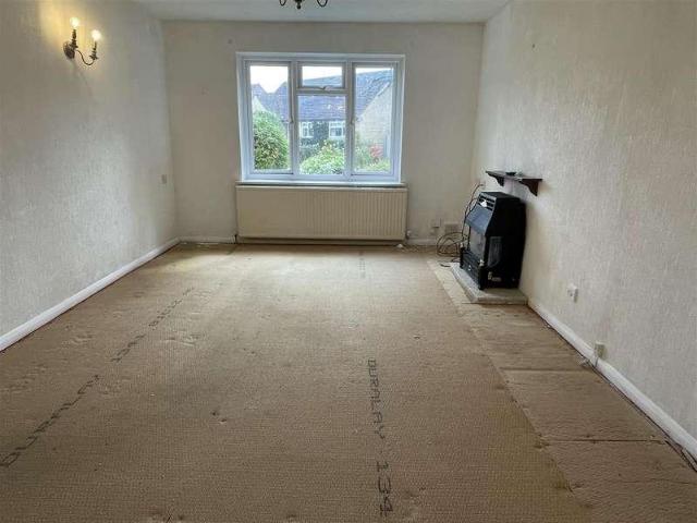 House for sale in Fossebridge, Gloucestershire