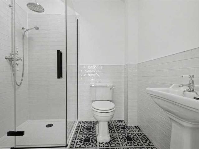 House for sale in Attenborough, East Midlands