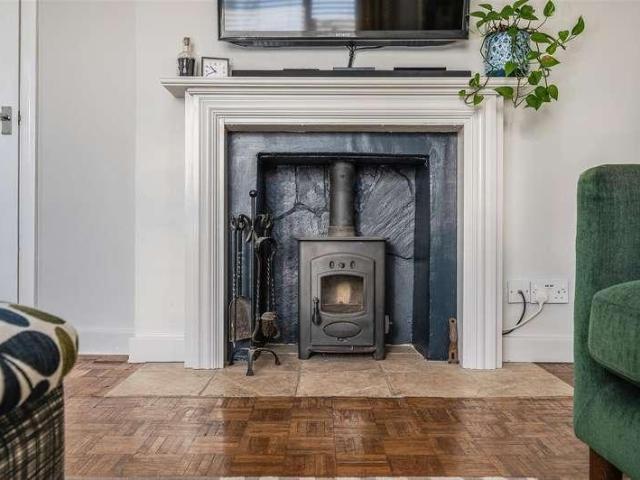 House for sale in Littlecote, West Sussex