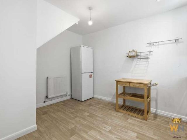 House for sale in Navestock Side, Essex