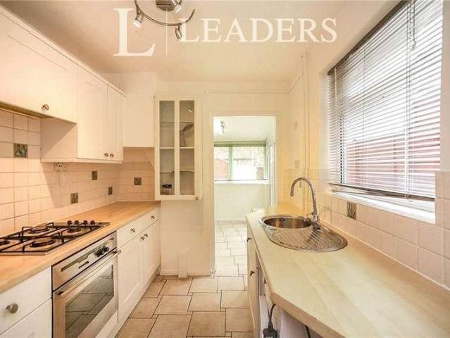 House for sale in Southborough, Sandown Park