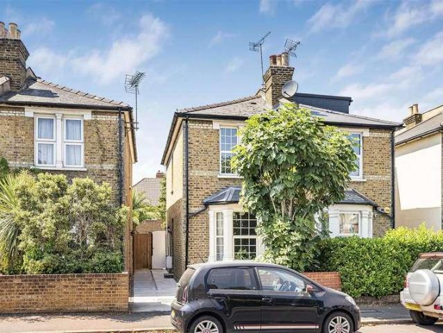House for sale in Norbiton, Greater London