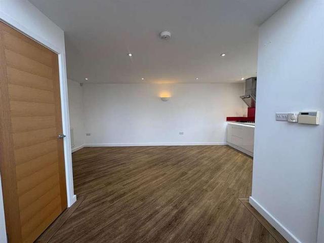 House for sale in Headlands, Northampton