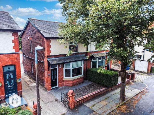 House for sale in Chesham, Bury