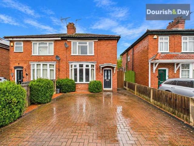 House for sale in Holmcroft, Stafford