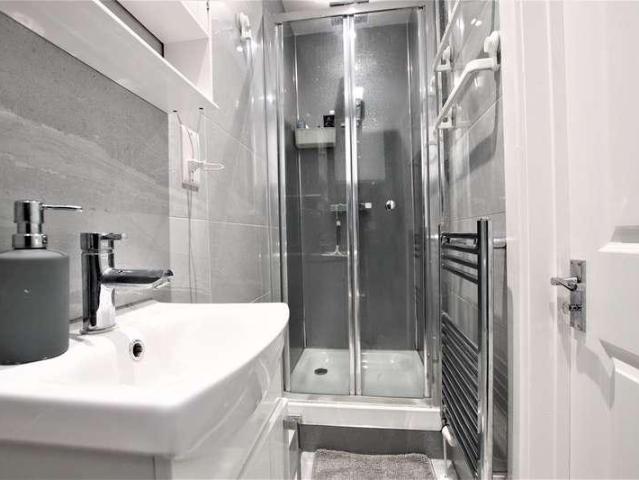 House for sale in London Borough of Croydon, Thornton Heath