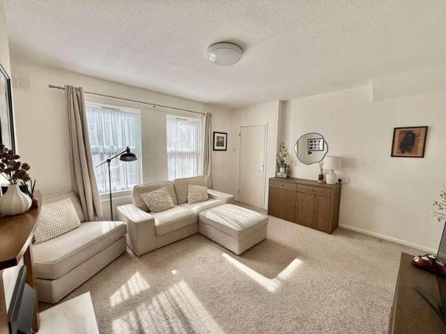 House for sale in Winterbrook, South Oxfordshire