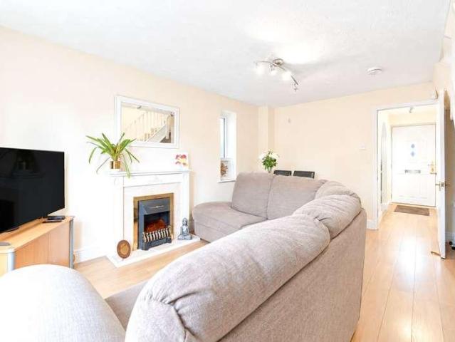 House for sale in Cippenham, Slough
