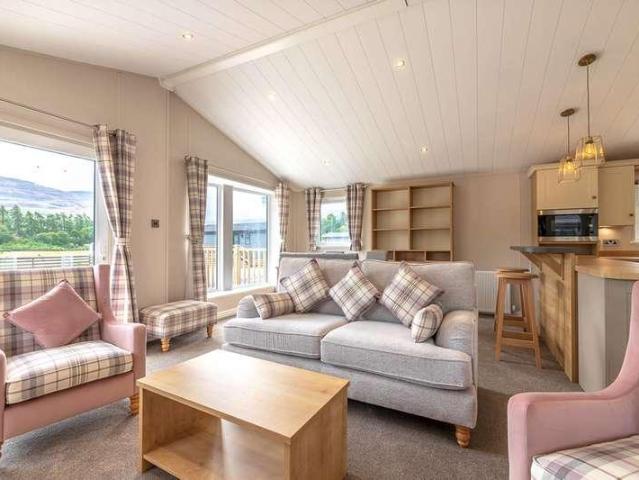 House for sale in Fort Augustus, Scotland