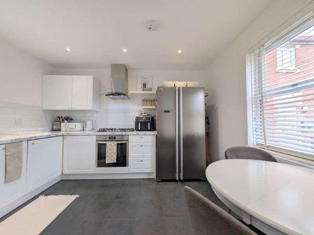 House for sale in London Borough of Hounslow, Greater London