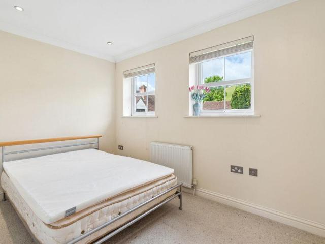 House for sale in Wooburn, Berghers Hill