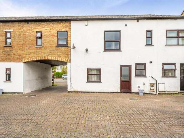 House for sale in Harpur, Bedford