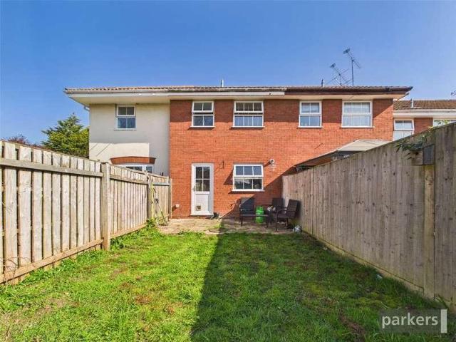 House for sale in Woodley