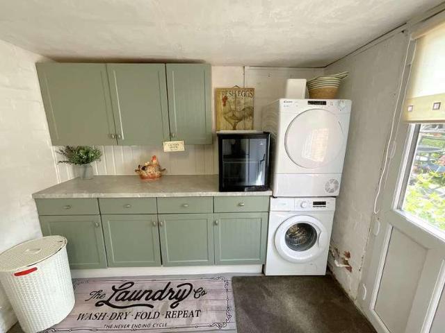 House for sale in Cradley, West Midlands